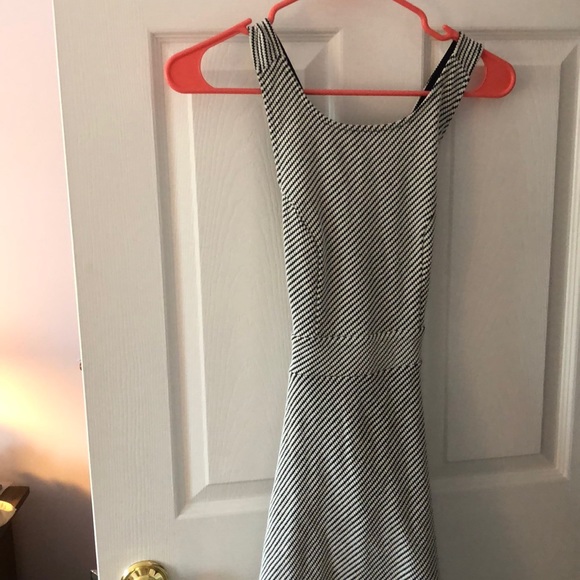 Urban Outfitters White and black tee dress - Picture 3 of 7